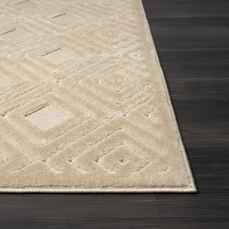 5' X 7' Beige Geometric Area Rug