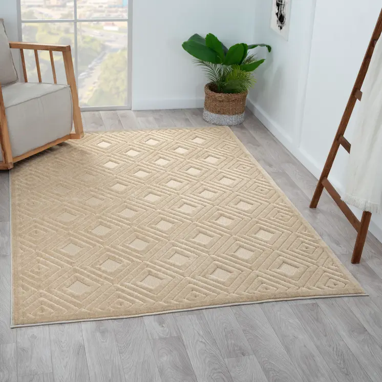 5' X 7' Beige Geometric Area Rug