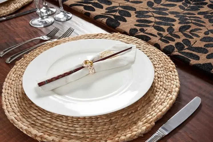 15" Set of Two Natural Jute Round Placemats