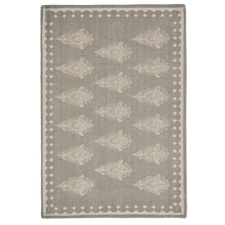19" Set of Four Gray And Cream Geometric Medallion Cotton Placemats