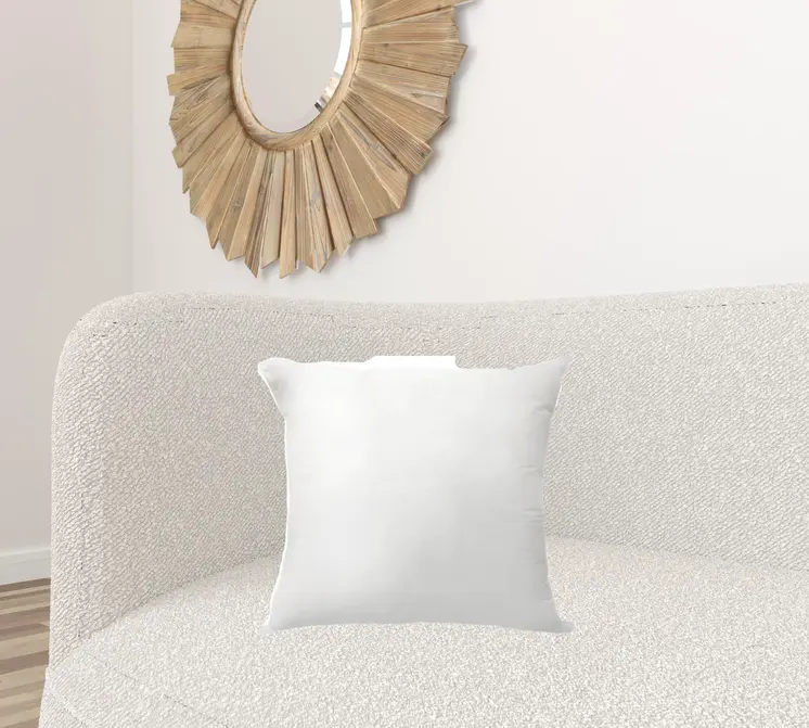 18" White Throw Pillow Insert