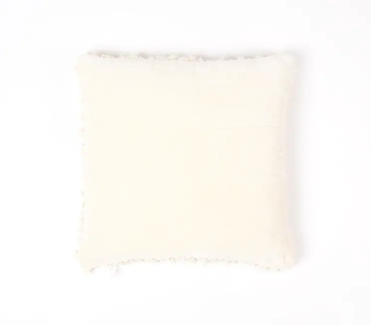 18" Off White Cotton Blend Throw Pillow Cover With Tassels