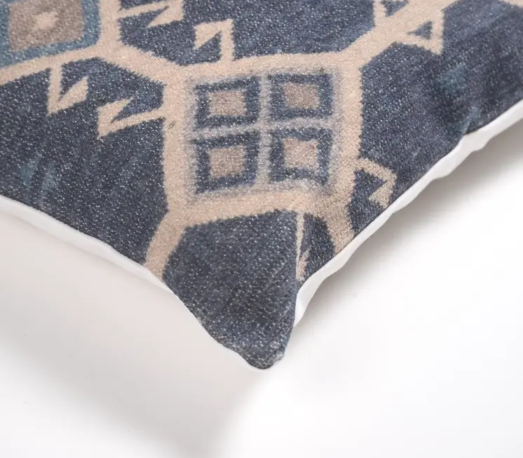 18" Beige and Blue Southwestern Cotton Blend Throw Pillow Cover