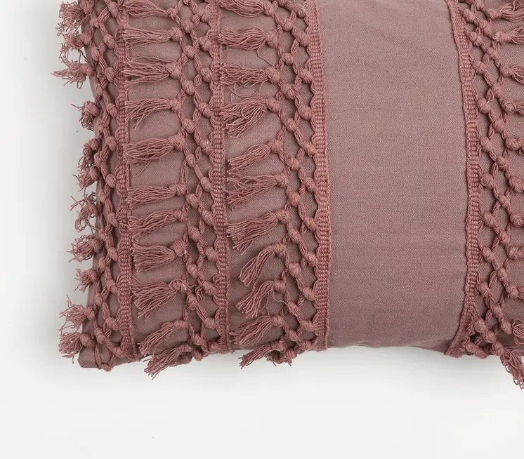 14" X 20" Mauve Handmade Indoor Outdoor Throw Pillow Cover With Tassels
