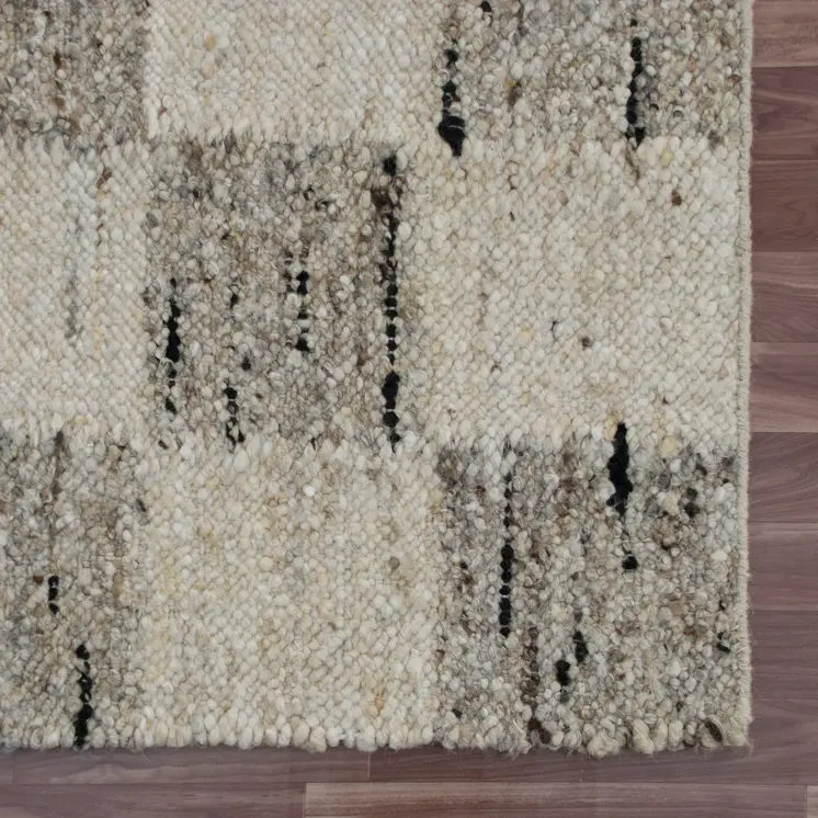 9' X 12' Beige Wool Checkered Hand Woven Area Rug