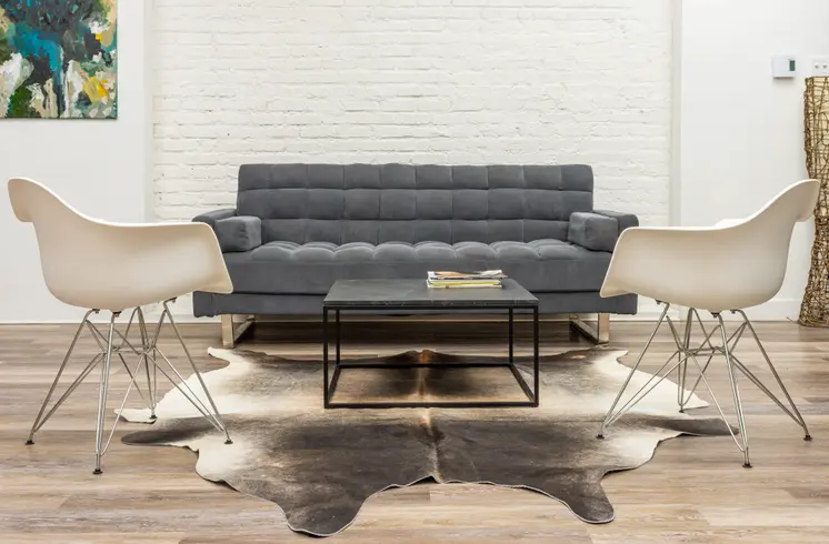 6' X 7' Gray and Ivory Genuine Cowhide Hand Knotted Area Rug