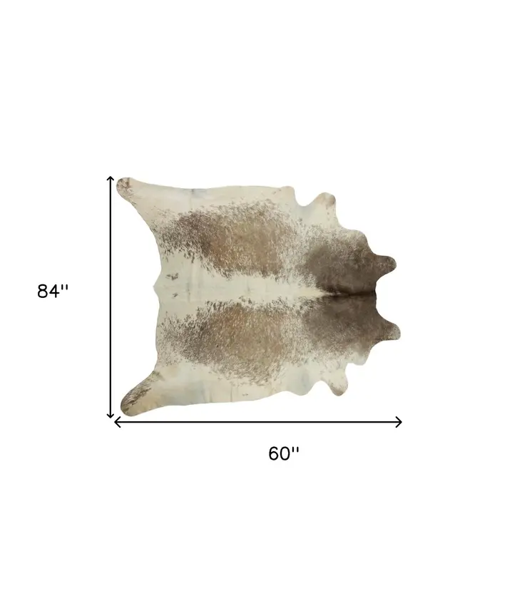 5' X 7' Brown and White Cowhide Hand Knotted Area Rug