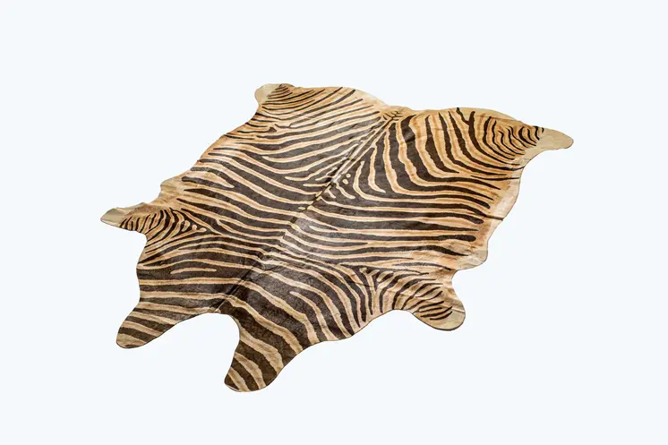 5' X 7' Beige and Brown Cowhide Hand Knotted Area Rug