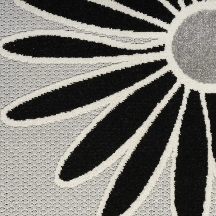 8' Black And White Floral Indoor Outdoor Runner Rug