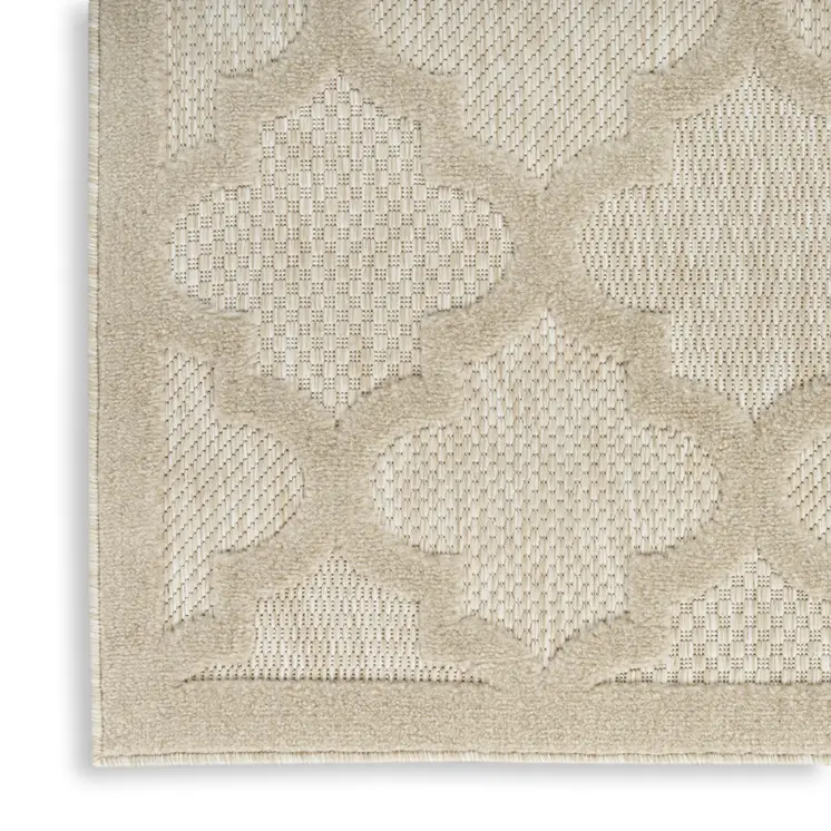 5' X 7' Cream And Beige Trellis Indoor Outdoor Area Rug