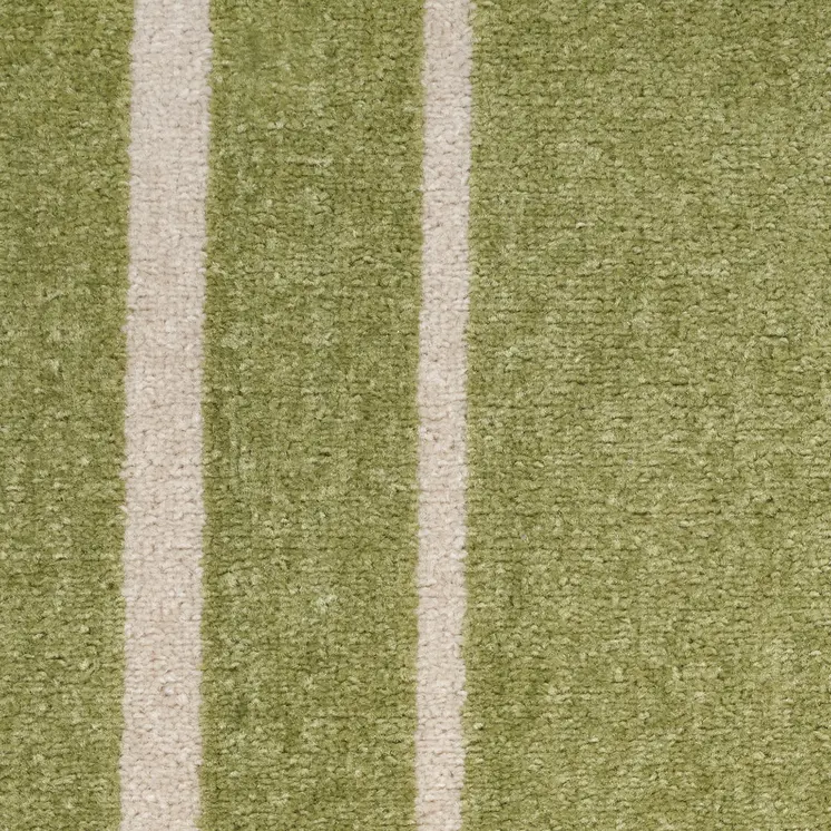 8' X 10' Green And Ivory Indoor Outdoor Area Rug