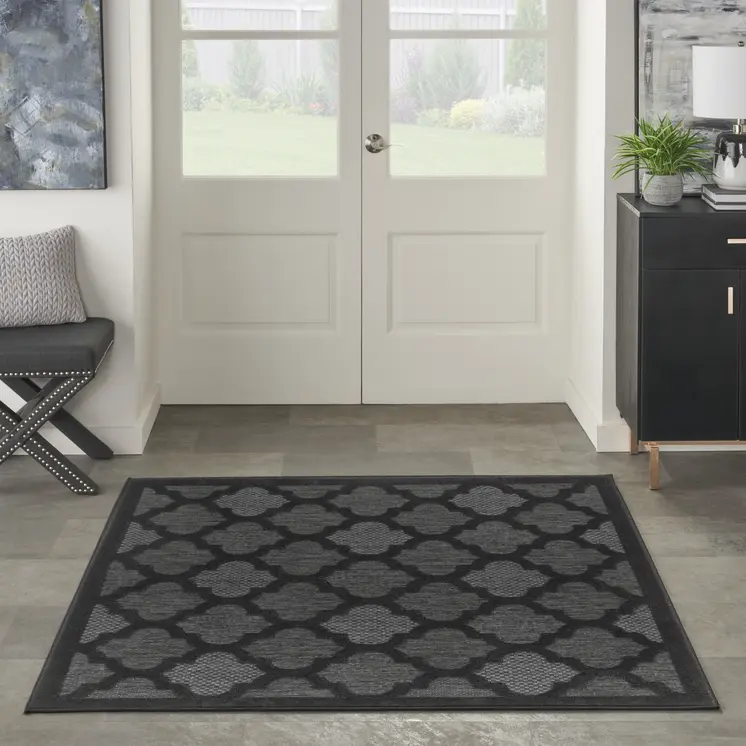 5' Charcoal And Black Square Trellis Indoor Outdoor Area Rug