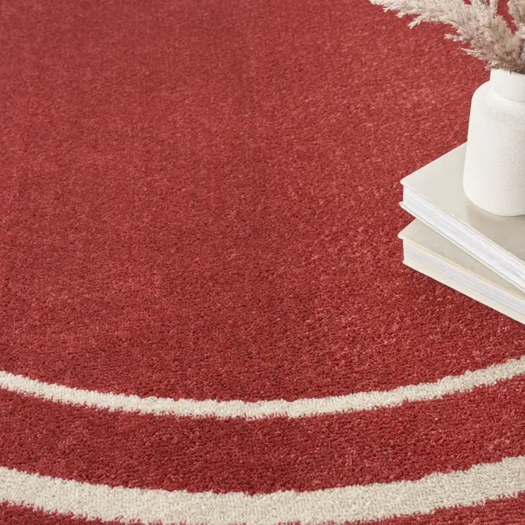 6' Red And Ivory Round Indoor Outdoor Area Rug