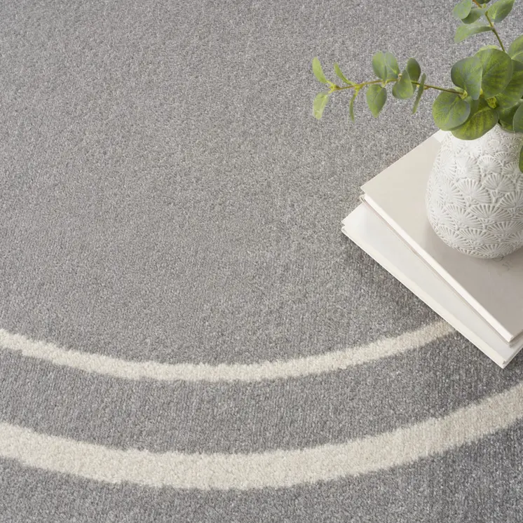 6' Gray And Ivory Round Indoor Outdoor Area Rug