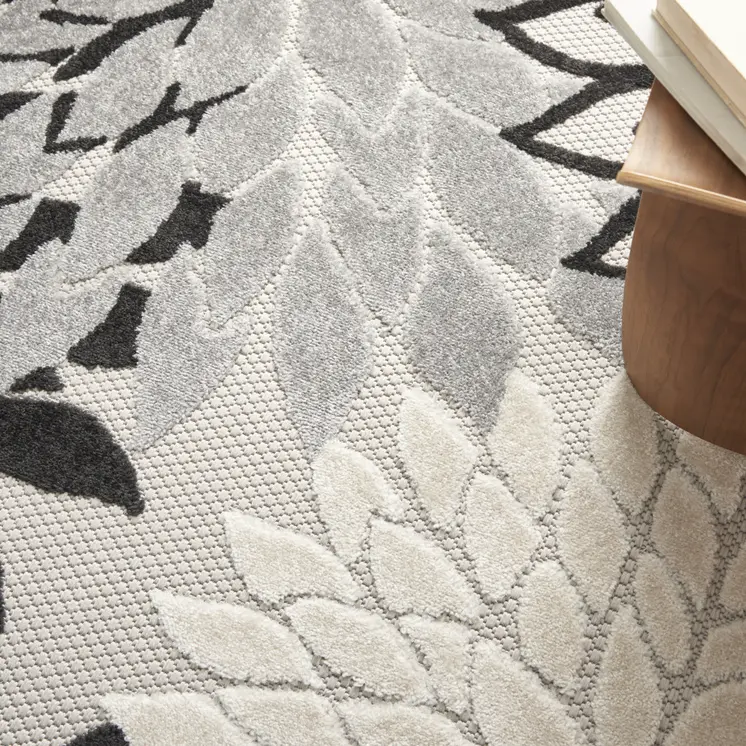 4' Black And White Round Floral Indoor Outdoor Area Rug