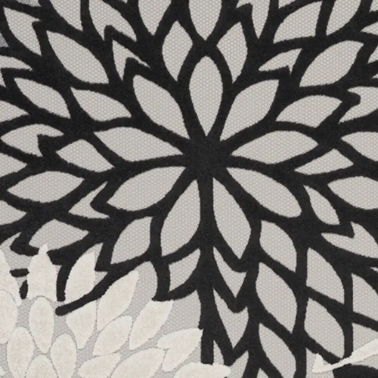 7' X 10' Black And White Floral Indoor Outdoor Area Rug
