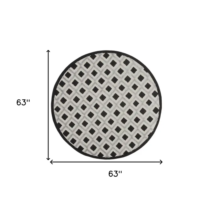 5' Black And White Round Geometric Indoor Outdoor Area Rug