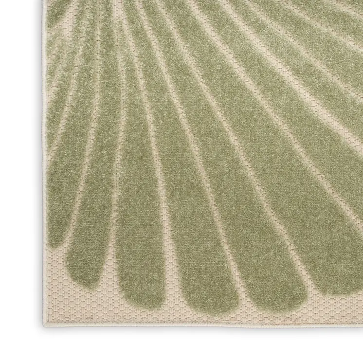 6' Green And Yellow Starfish Indoor Outdoor Runner Rug