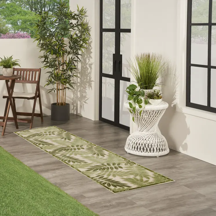 8' Ivory And Green Palm Leaf Indoor Outdoor Runner Rug