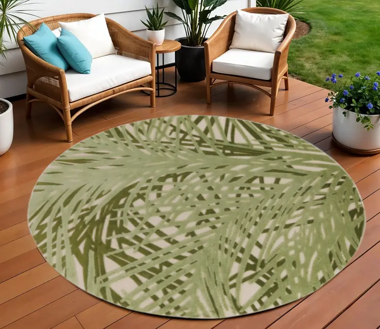 8' Ivory And Green Round Palm Leaf Indoor Outdoor Area Rug