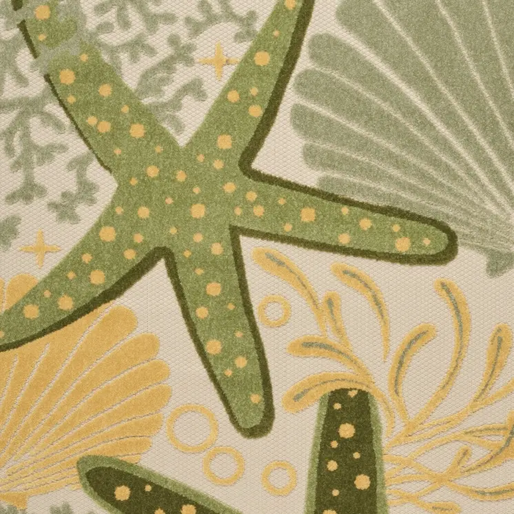 6' X 9' Green And Yellow Starfish Indoor Outdoor Area Rug