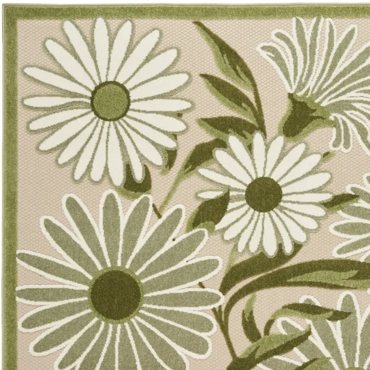 6' X 9' Ivory And Green Floral Indoor Outdoor Area Rug
