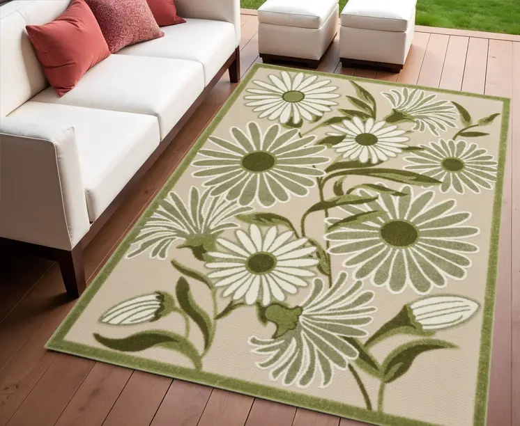 4' X 6' Ivory And Green Floral Indoor Outdoor Area Rug