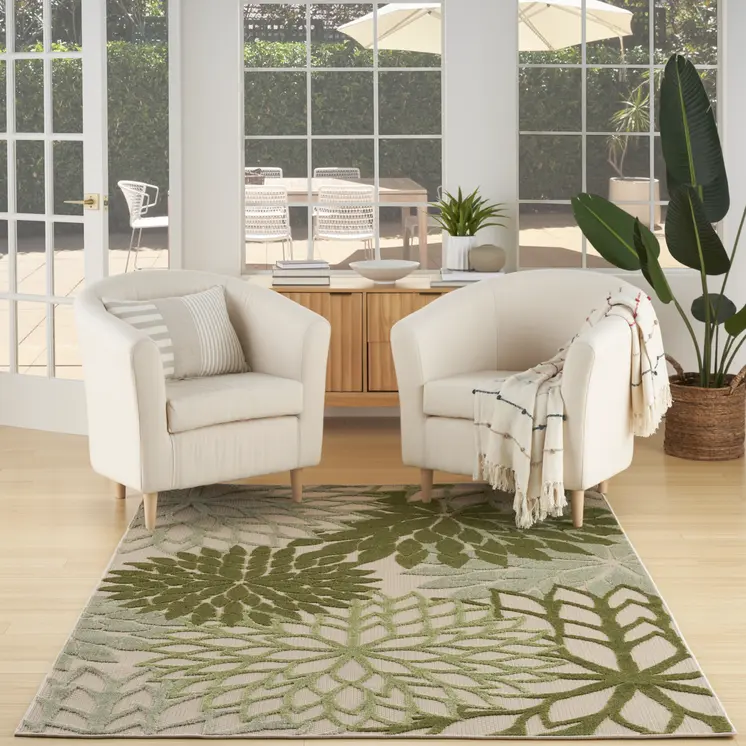 4' X 6' Ivory And Green Floral Indoor Outdoor Area Rug