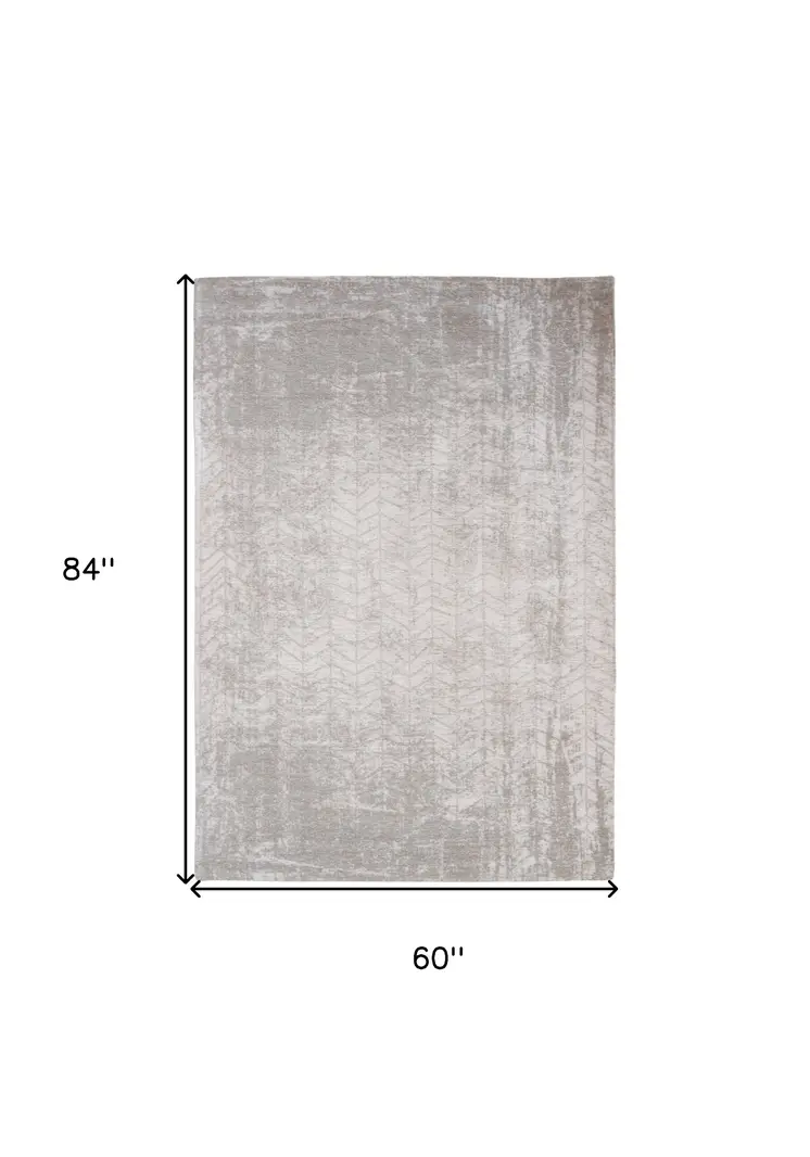 6' X 8' Gray and White Chevron Non Skid Area Rug