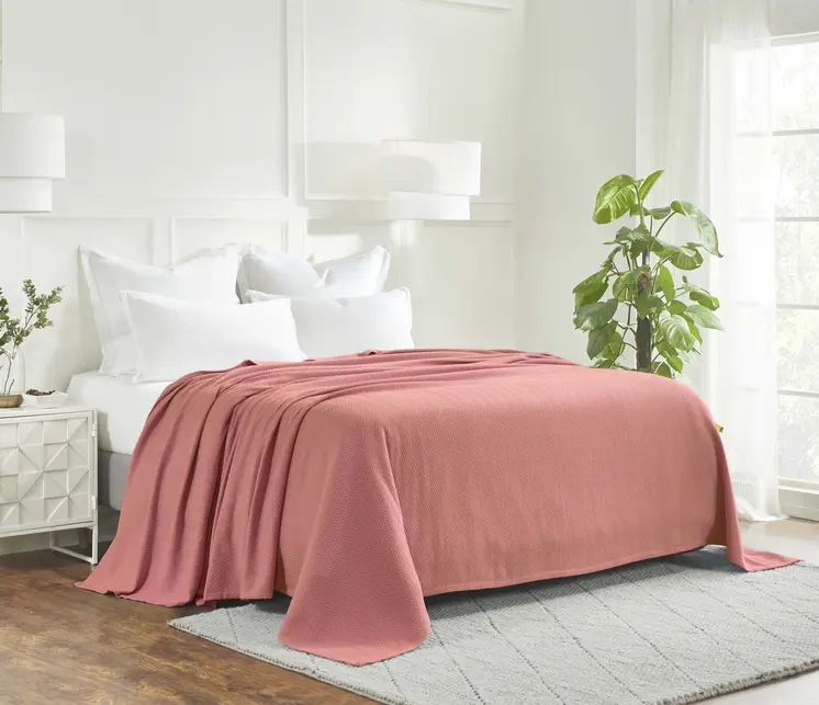 King Coral Cotton Woven Chevron Blanket