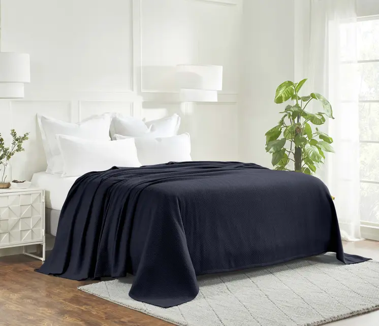 King Navy Blue Cotton Woven Chevron Blanket
