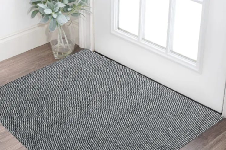 2' X 3' Gray Wool Geometric Hand Woven Area Rug