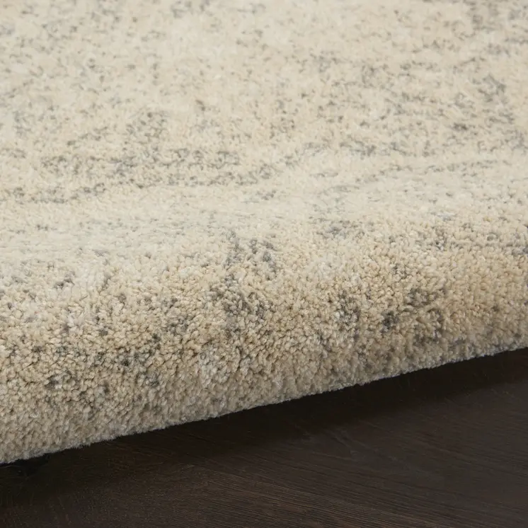 8' Beige And Gray Geometric Distressed Round Rug