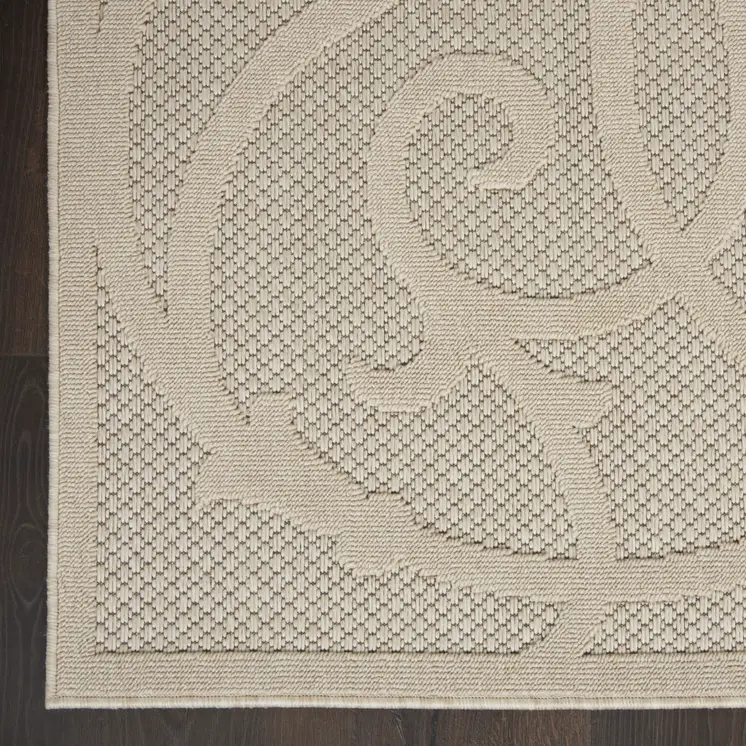 6' X 9' Cream And Beige Trellis Indoor Outdoor Area Rug