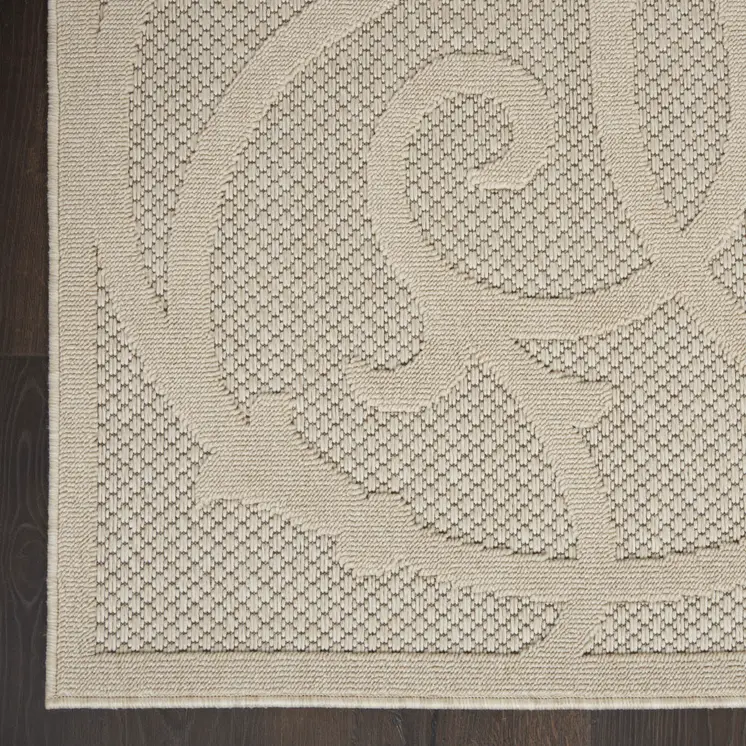 6' X 9' Cream And Beige Trellis Indoor Outdoor Area Rug