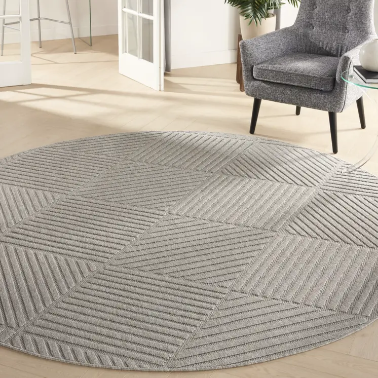 8' Light Gray And Gray Round Geometric Indoor Outdoor Area Rug