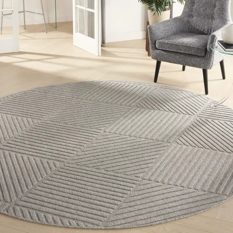 8' Light Gray And Gray Round Geometric Indoor Outdoor Area Rug