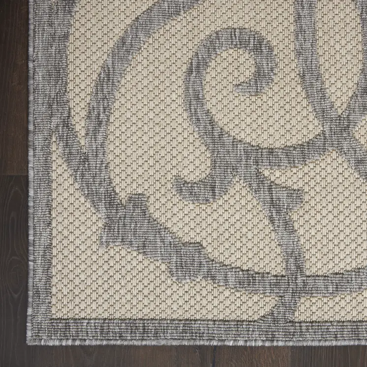 7' X 10' Cream And Gray Trellis Indoor Outdoor Area Rug