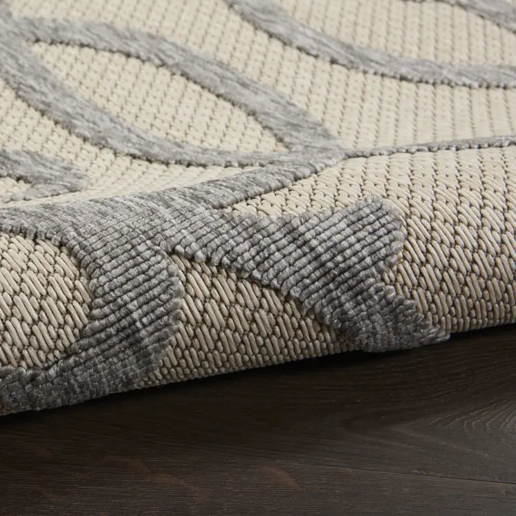 7' X 10' Cream And Gray Trellis Indoor Outdoor Area Rug
