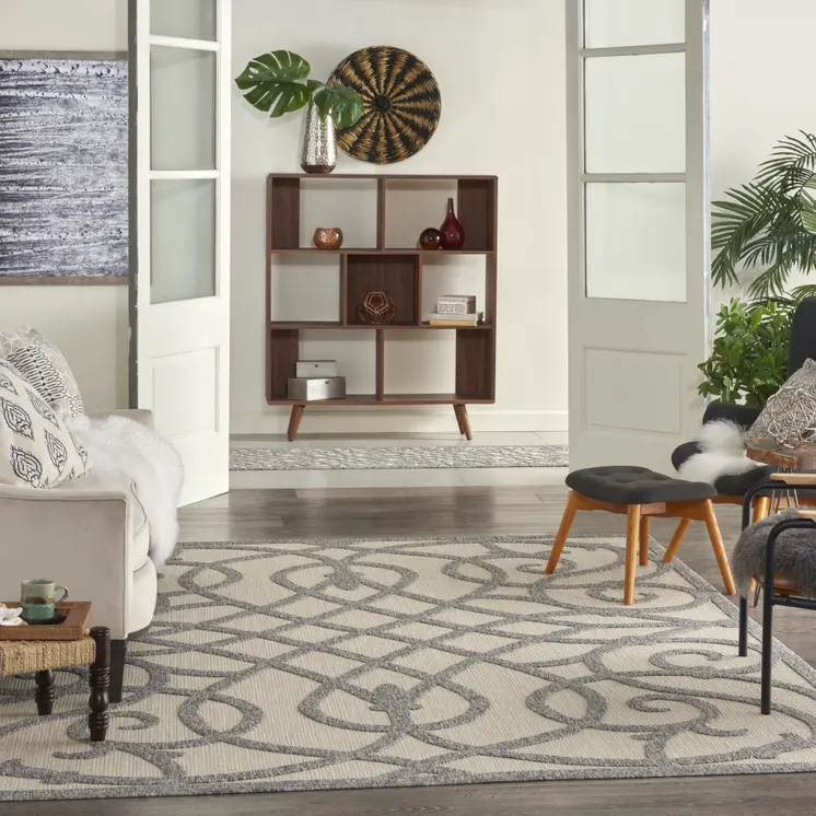 7' X 10' Cream And Gray Trellis Indoor Outdoor Area Rug