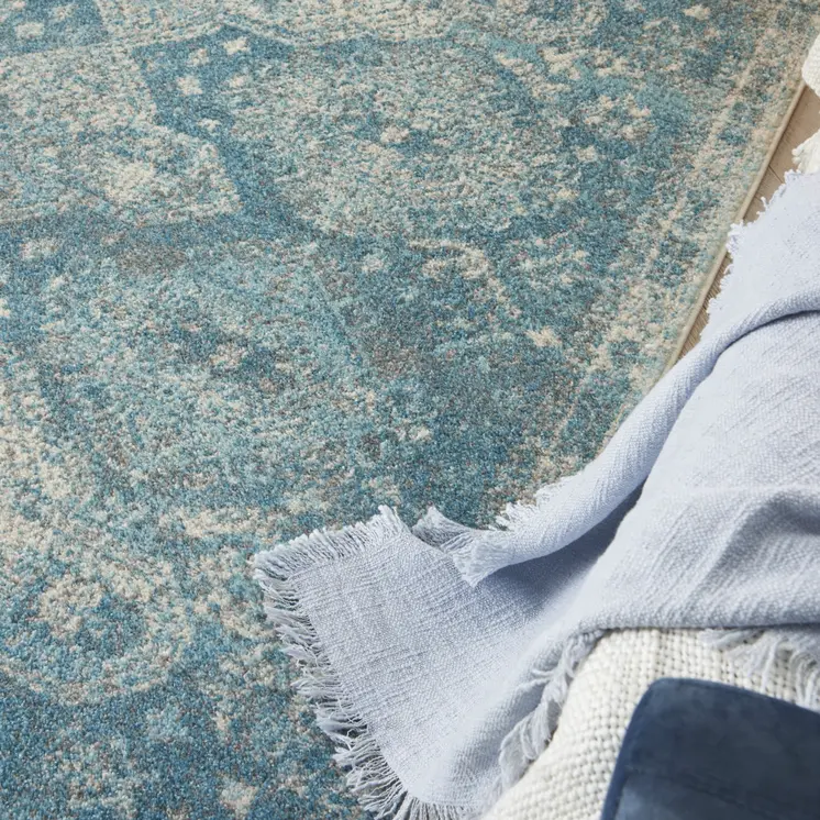 6' X 9' Ivory and Light Blue Medallion Distressed Area Rug