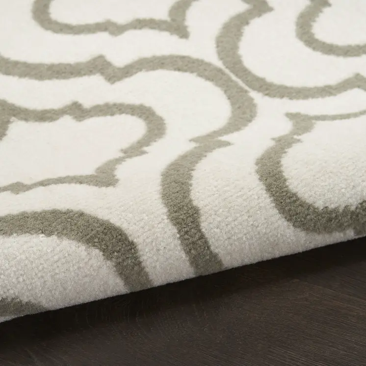 8' X 10' Ivory and Green Trellis Non Skid Area Rug