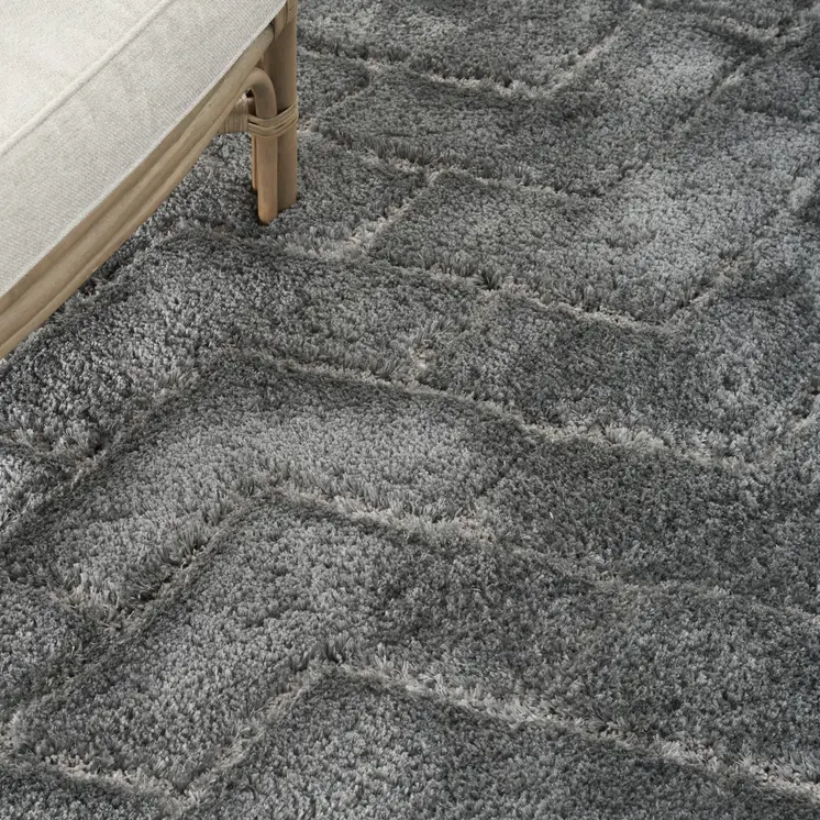 5' X 7' Gray Chevron Shag Area Rug