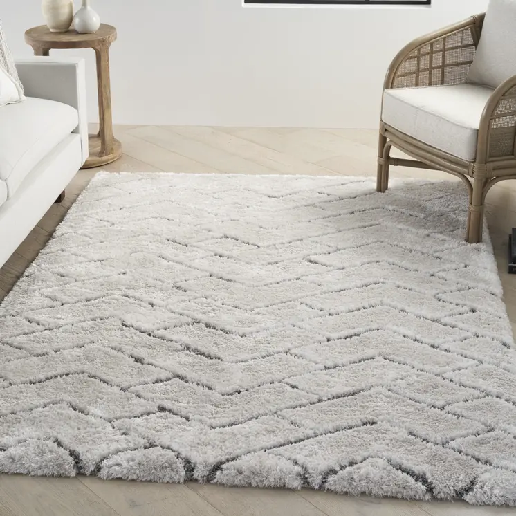 5' X 7' Ivory and Gray Chevron Shag Area Rug