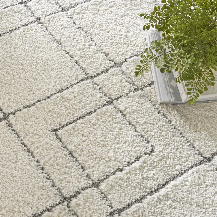 7' X 9' Ivory and Gray Geometric Shag Area Rug
