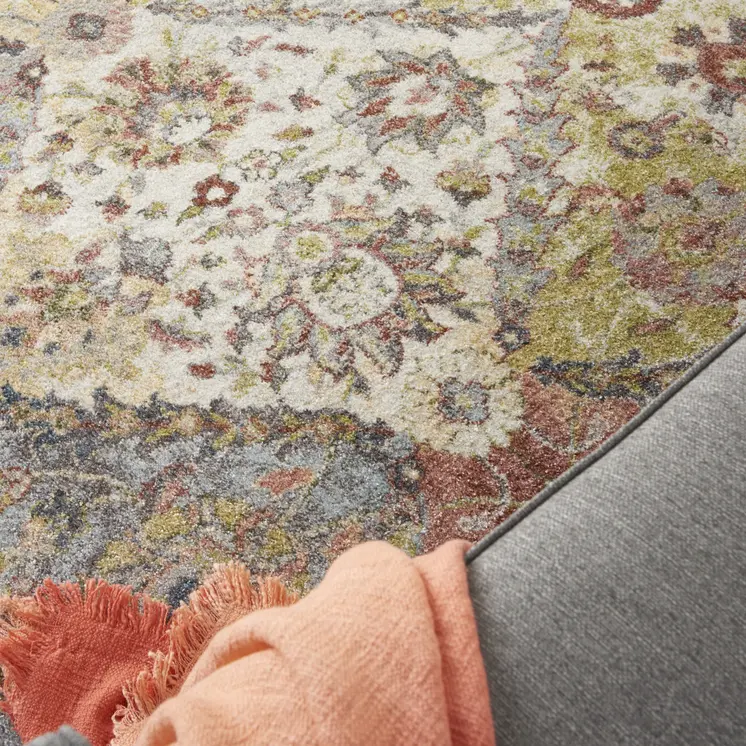 8' X 10' Green and Ivory Floral Distressed Area Rug