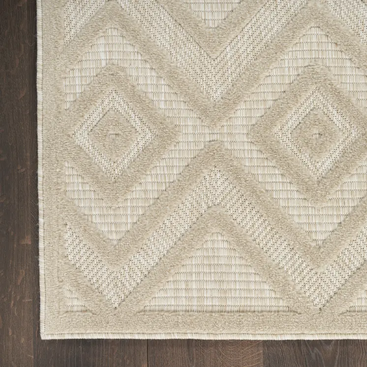 9' X 12' Cream And Beige Geometric Indoor Outdoor Area Rug
