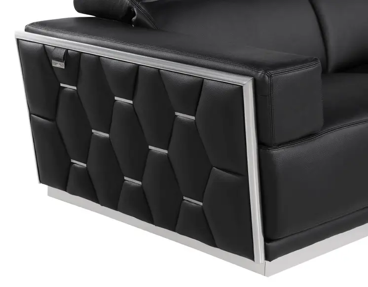 47" Black and Silver Italian Leather Club Chair