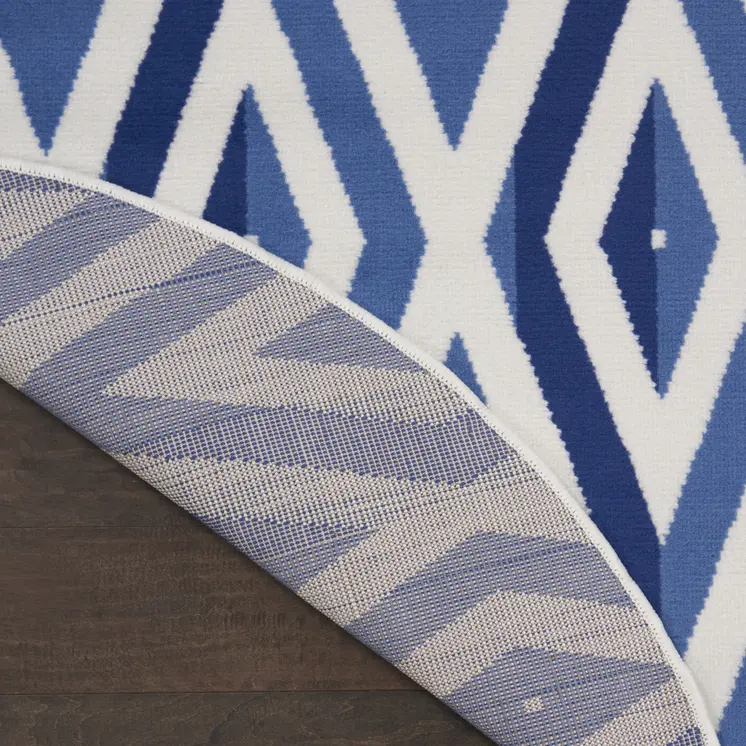 8' Ivory and Blue Geometric Round Rug