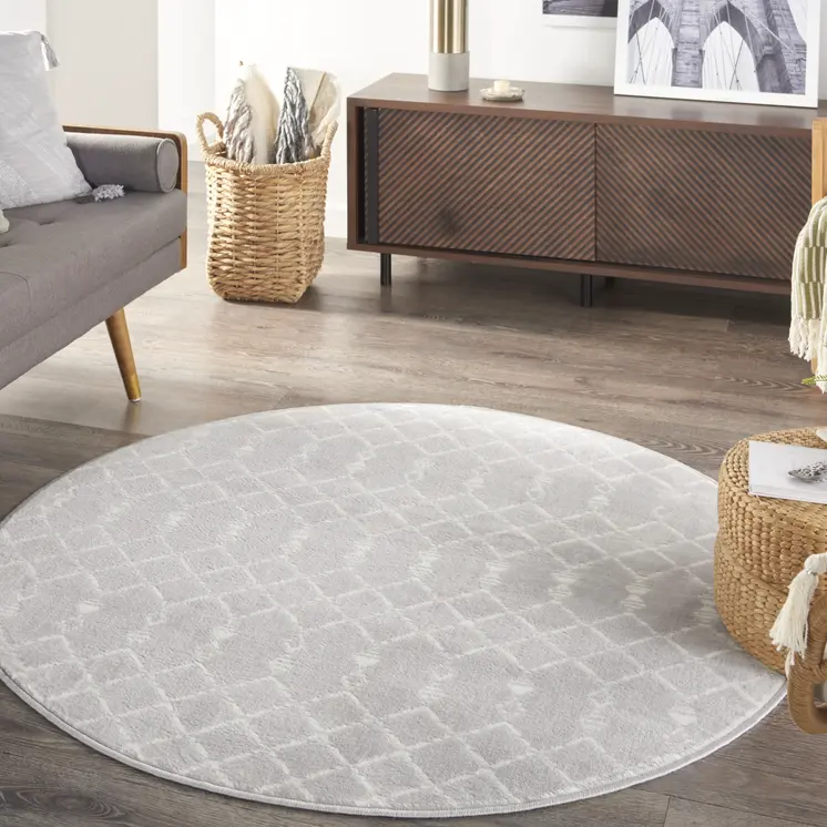 5' Gray and Ivory Geometric Round Rug